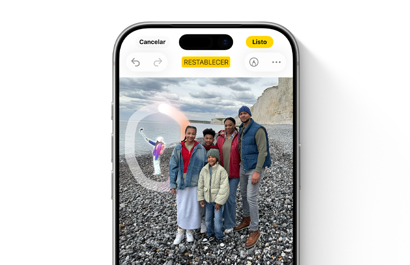 Interfaz de usuario de la herramienta Borrador que muestra un objeto resaltado en el fondo de una foto a punto de ser borrado